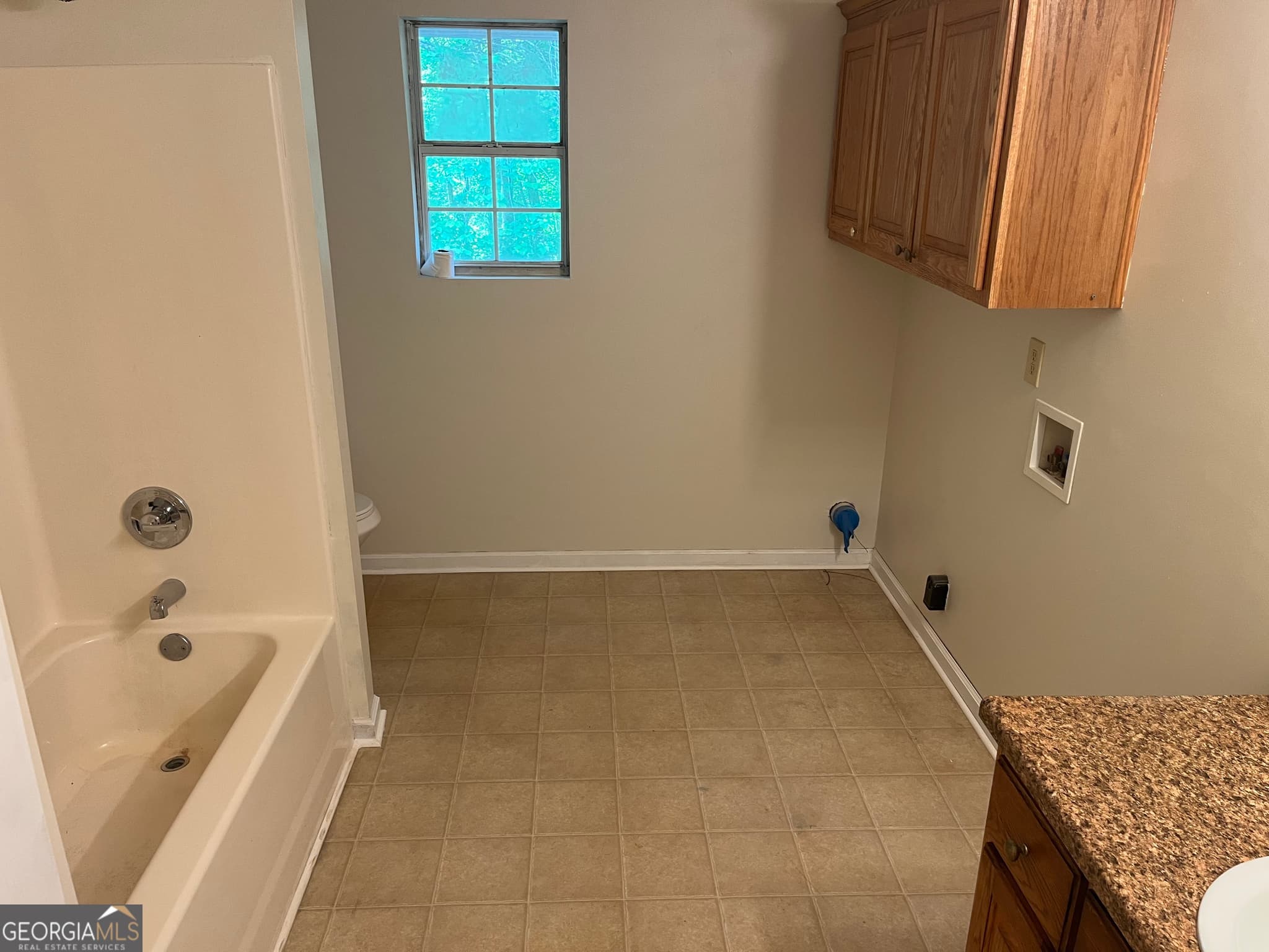 3 bedroom, 2 bathroom, 2,960 sq ft single family residence for sale at 193 Glory Lane, Mount Airy, GA 30563 — photo 9