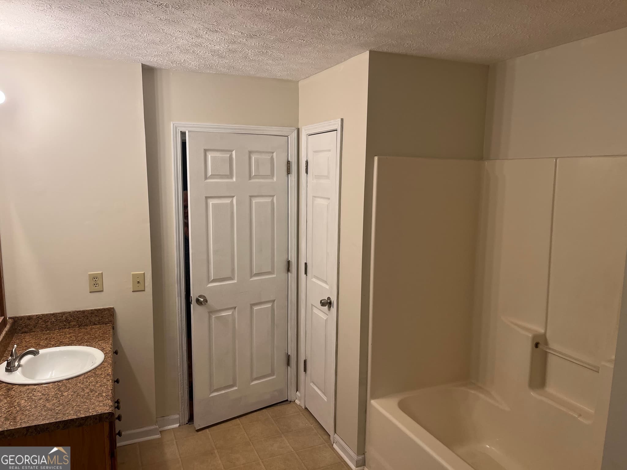 3 bedroom, 2 bathroom, 2,960 sq ft single family residence for sale at 193 Glory Lane, Mount Airy, GA 30563 — photo 10