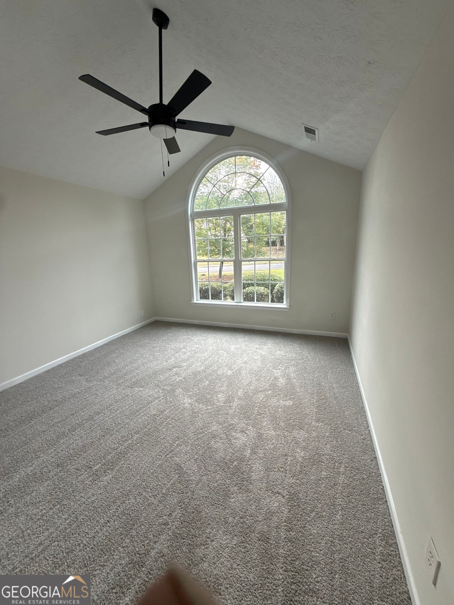4 bedroom, 2 bathroom, 2,390 sq ft single family residence for sale at 180 Meadowbrook Court, Covington, GA 30016 — photo 9