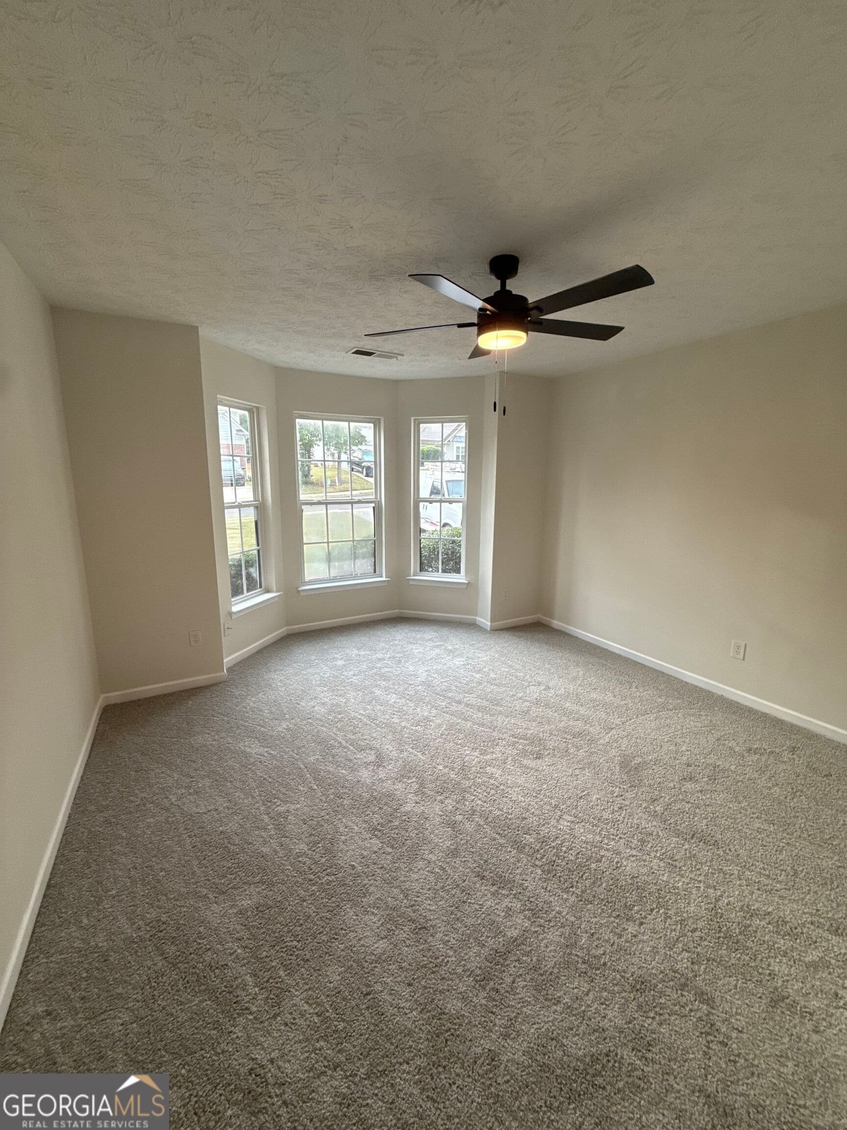 4 bedroom, 2 bathroom, 2,390 sq ft single family residence for sale at 180 Meadowbrook Court, Covington, GA 30016 — photo 8