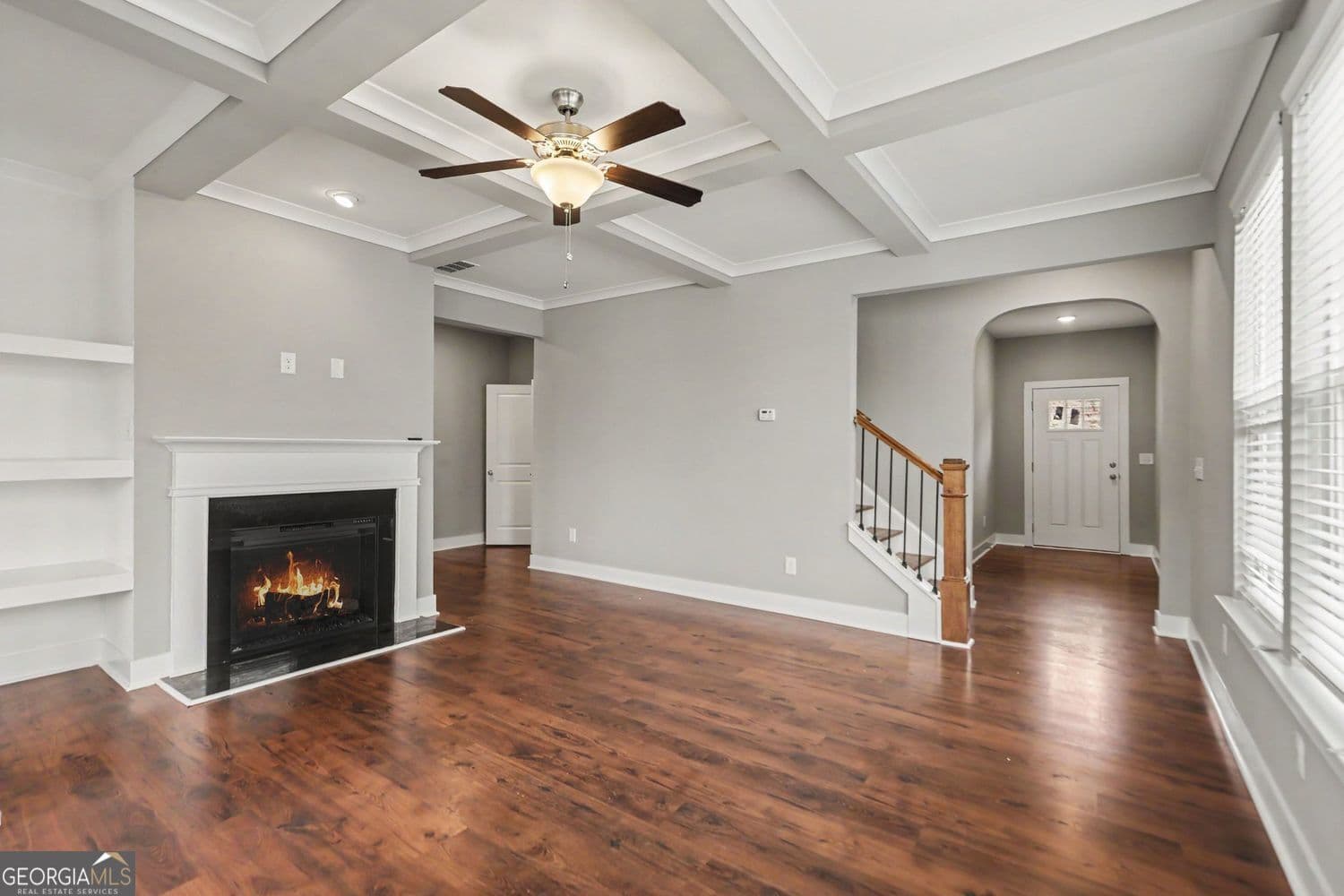 3 bedroom, 2.5 bathroom, 2,024 sq ft townhouse for sale at 7666 Squire Court, Fairburn, GA 30213 — photo 3