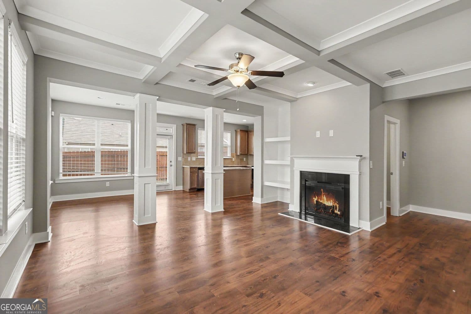 3 bedroom, 2.5 bathroom, 2,024 sq ft townhouse for sale at 7666 Squire Court, Fairburn, GA 30213 — photo 4