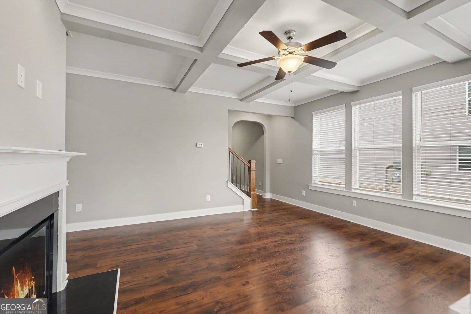 3 bedroom, 2.5 bathroom, 2,024 sq ft townhouse for sale at 7666 Squire Court, Fairburn, GA 30213 — photo 8