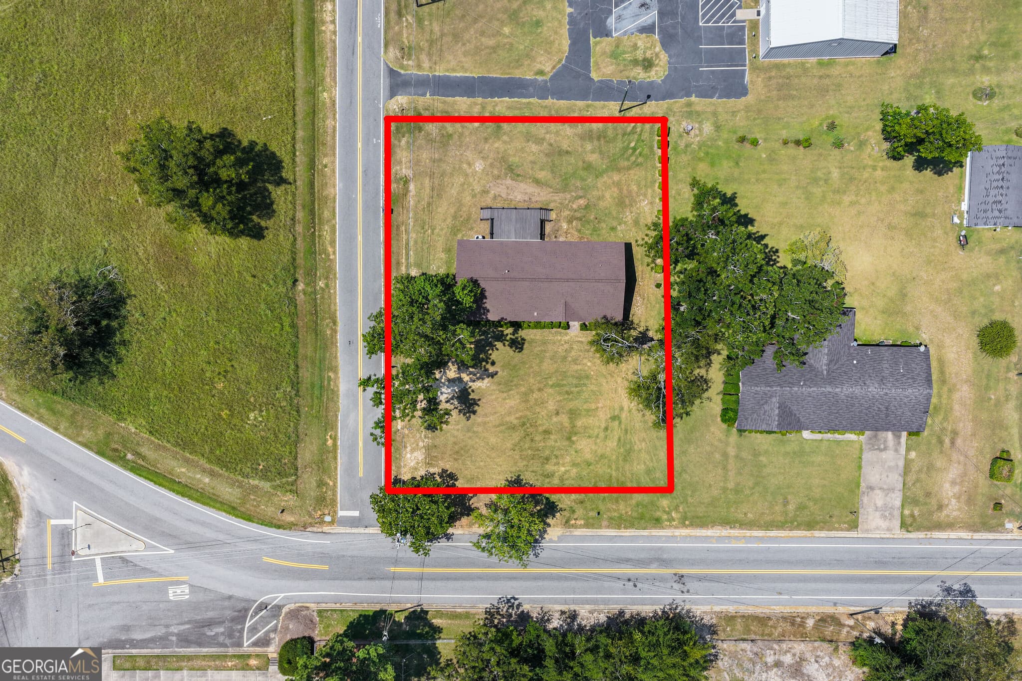 3 bedroom, 2 bathroom, 1,833 sq ft single family residence for sale at 133 S Richardson Street, Mount Vernon, GA 30445 — photo 7