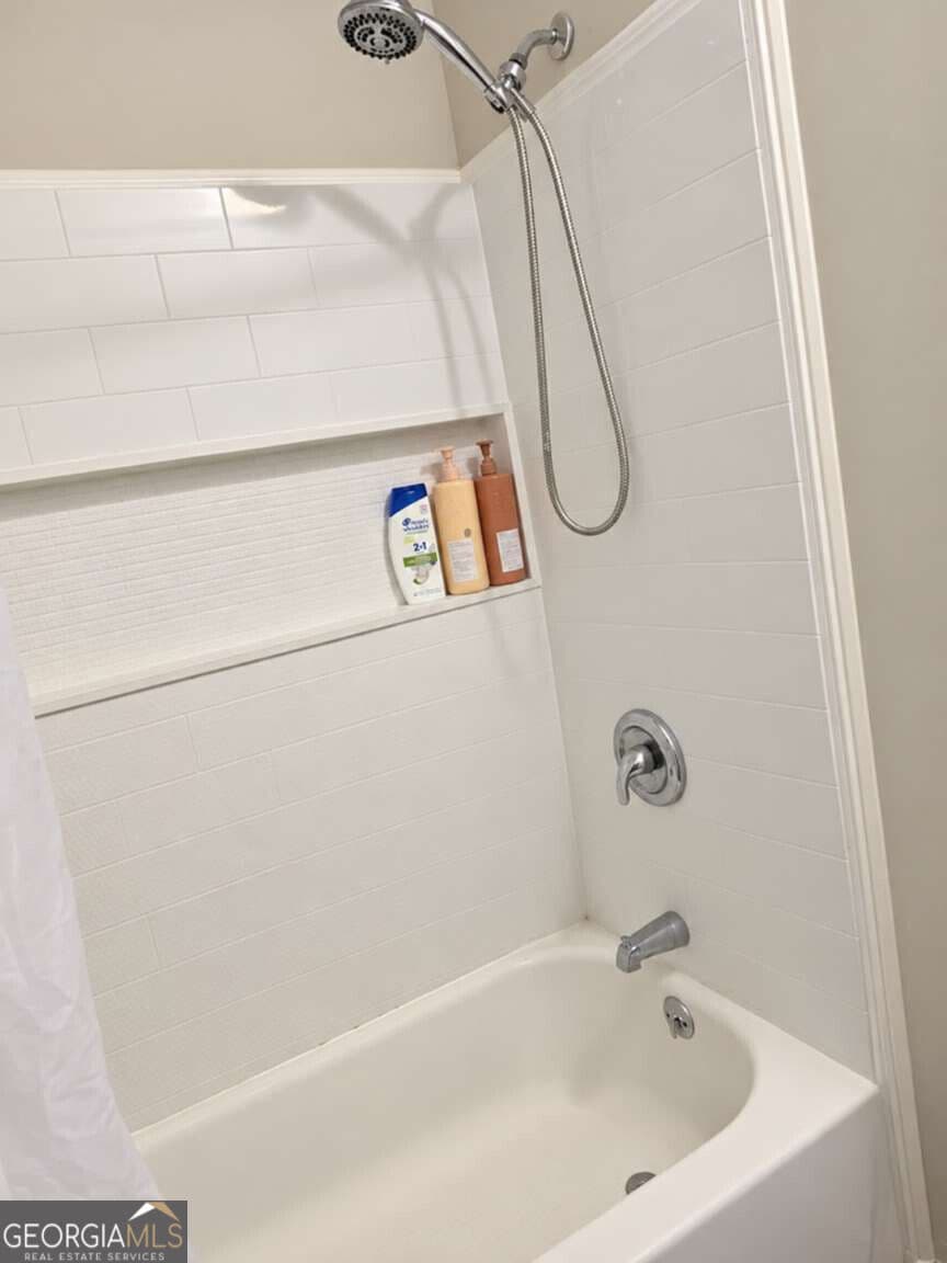 3 bedroom, 1.5 bathroom, 1,056 sq ft single family residence for sale at 1110 Henderson Avenue, Rossville, GA 30741 — photo 9