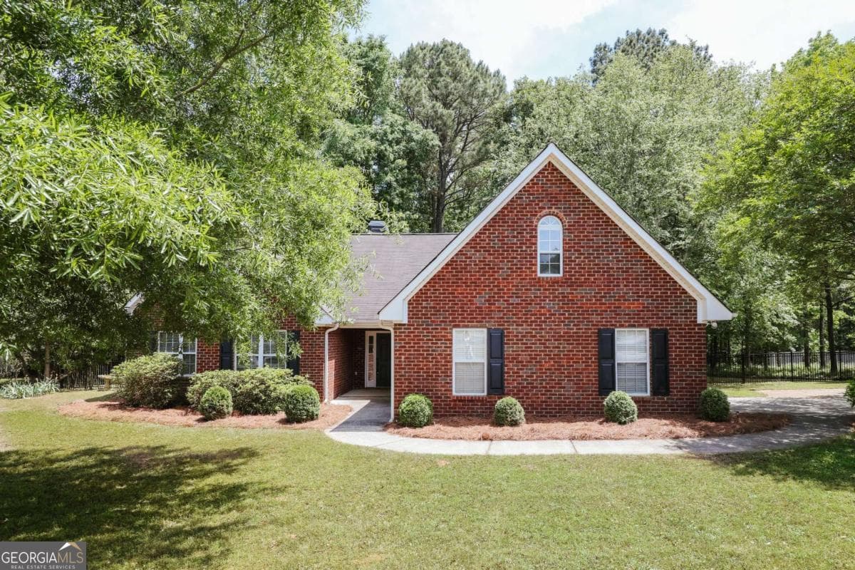 3 bedroom, 2 bathroom, 1,798 sq ft single family residence sold at 350 Brickleberry Ridge, Athens, GA 30605