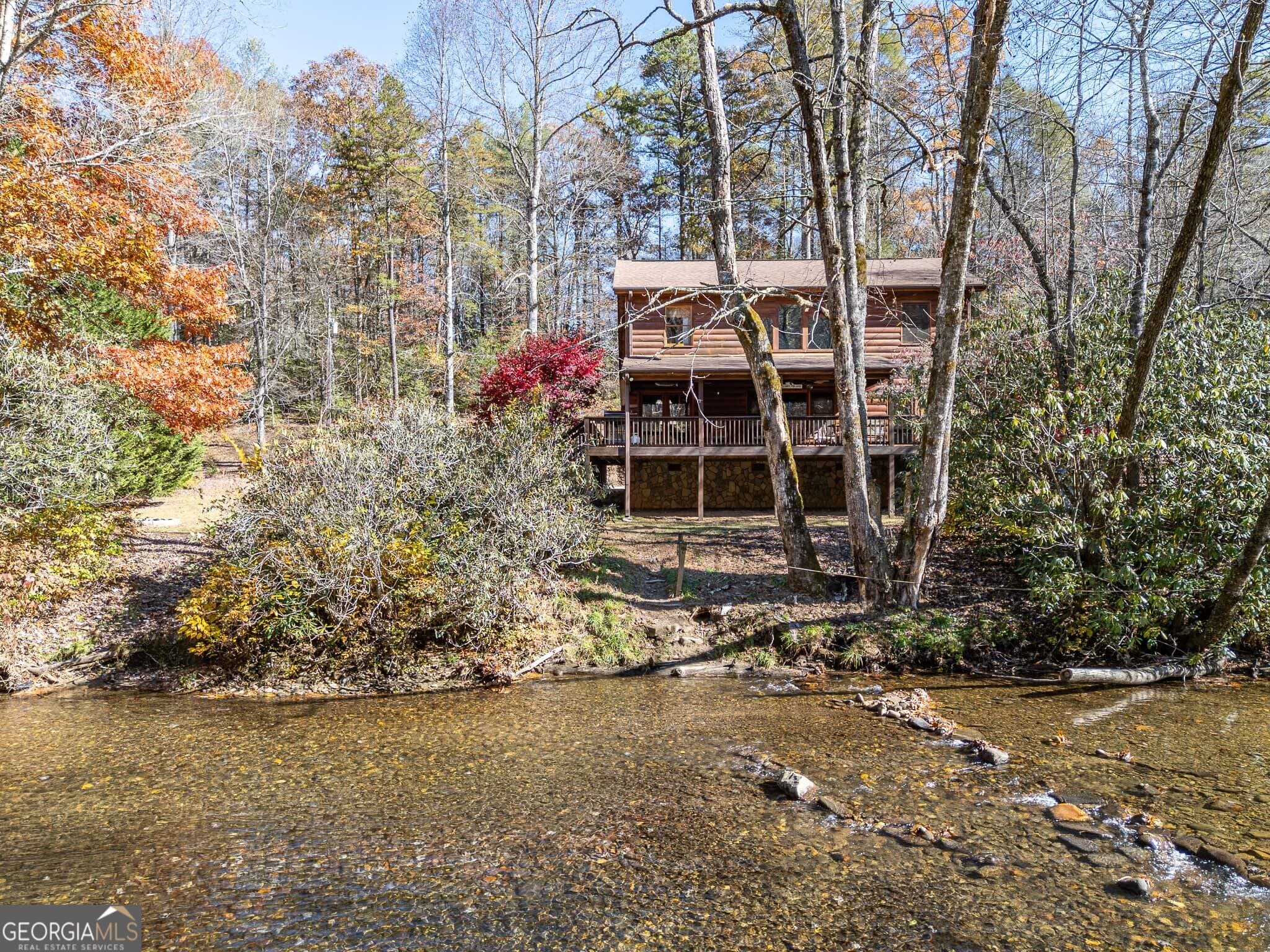 3 bedroom, 2.5 bathroom cabin,single family residence sold at 165 Riverview Drive, Robbinsville, NC 28771