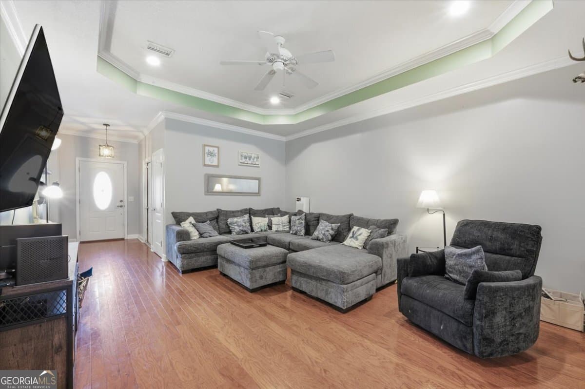 3 bedroom, 2 bathroom, 1,817 sq ft single family residence for sale at 107 Renee Drive, Kingsland, GA 31548 — photo 6