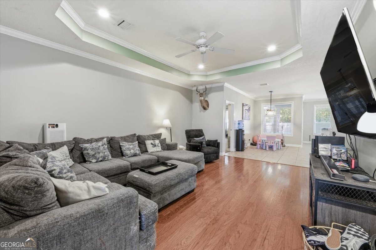 3 bedroom, 2 bathroom, 1,817 sq ft single family residence for sale at 107 Renee Drive, Kingsland, GA 31548 — photo 5