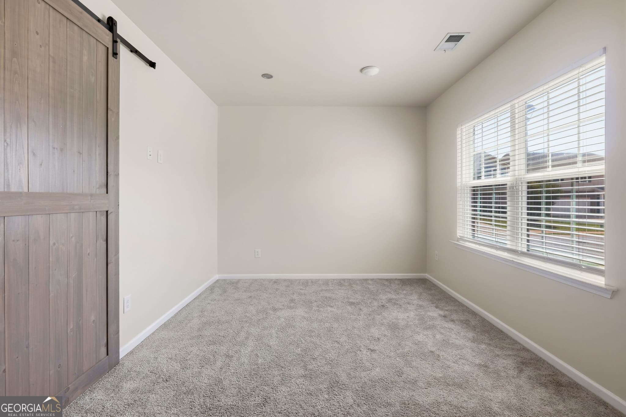 4 bedroom, 2.5 bathroom single family residence for rent at 800 Royal Red Court, Mcdonough, GA 30253 for $2,850 a month — photo 5