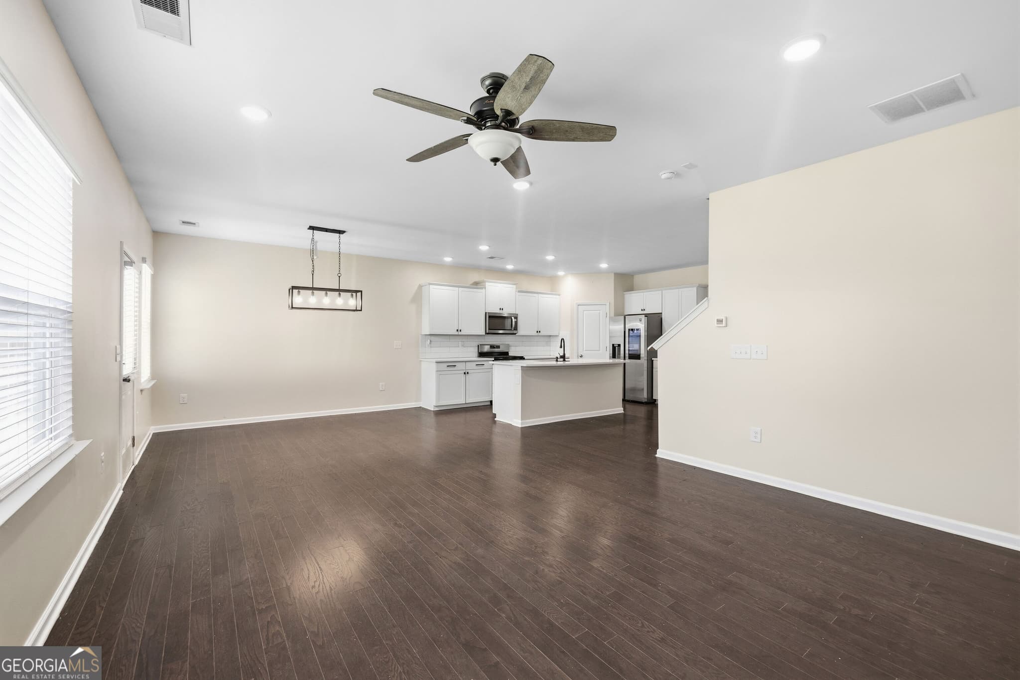4 bedroom, 2.5 bathroom single family residence for rent at 800 Royal Red Court, Mcdonough, GA 30253 for $2,850 a month — photo 8