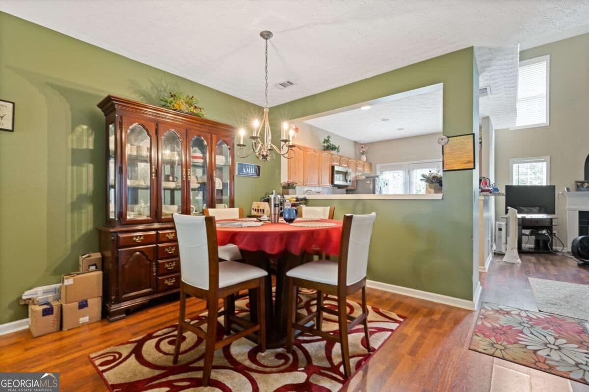 2 bedroom, 2.5 bathroom, 1,654 sq ft condominium for sale at 951 Pike Forest Drive, Lawrenceville, GA 30045 — photo 5