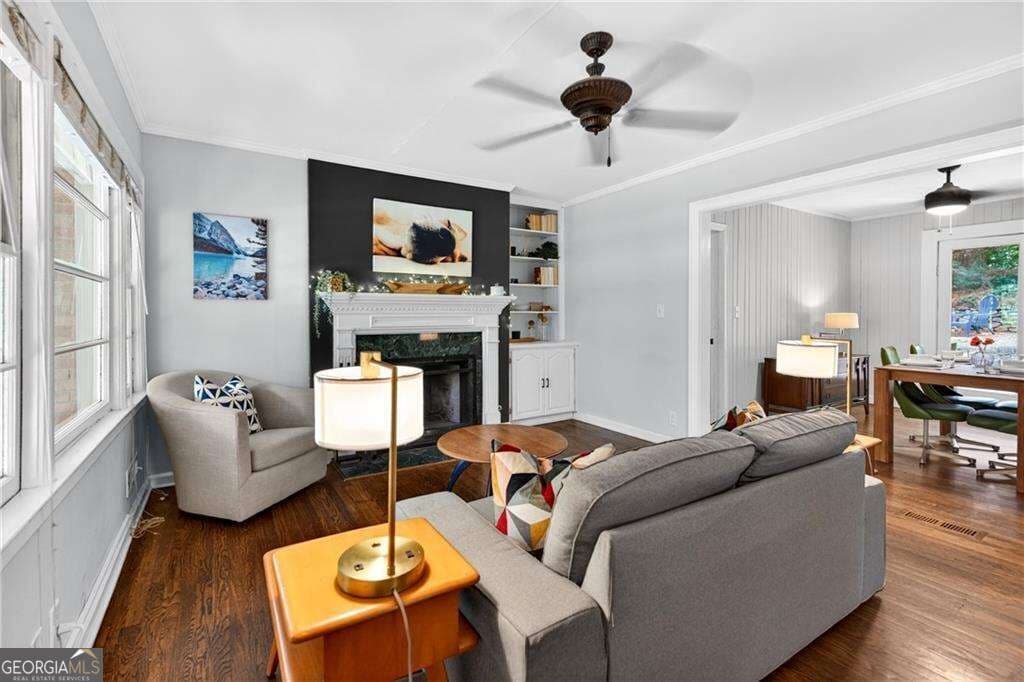 2 bedroom, 1 bathroom, 1,069 sq ft single family residence for sale at 1844 Georgiana Drive, Atlanta, GA 30329 — photo 3