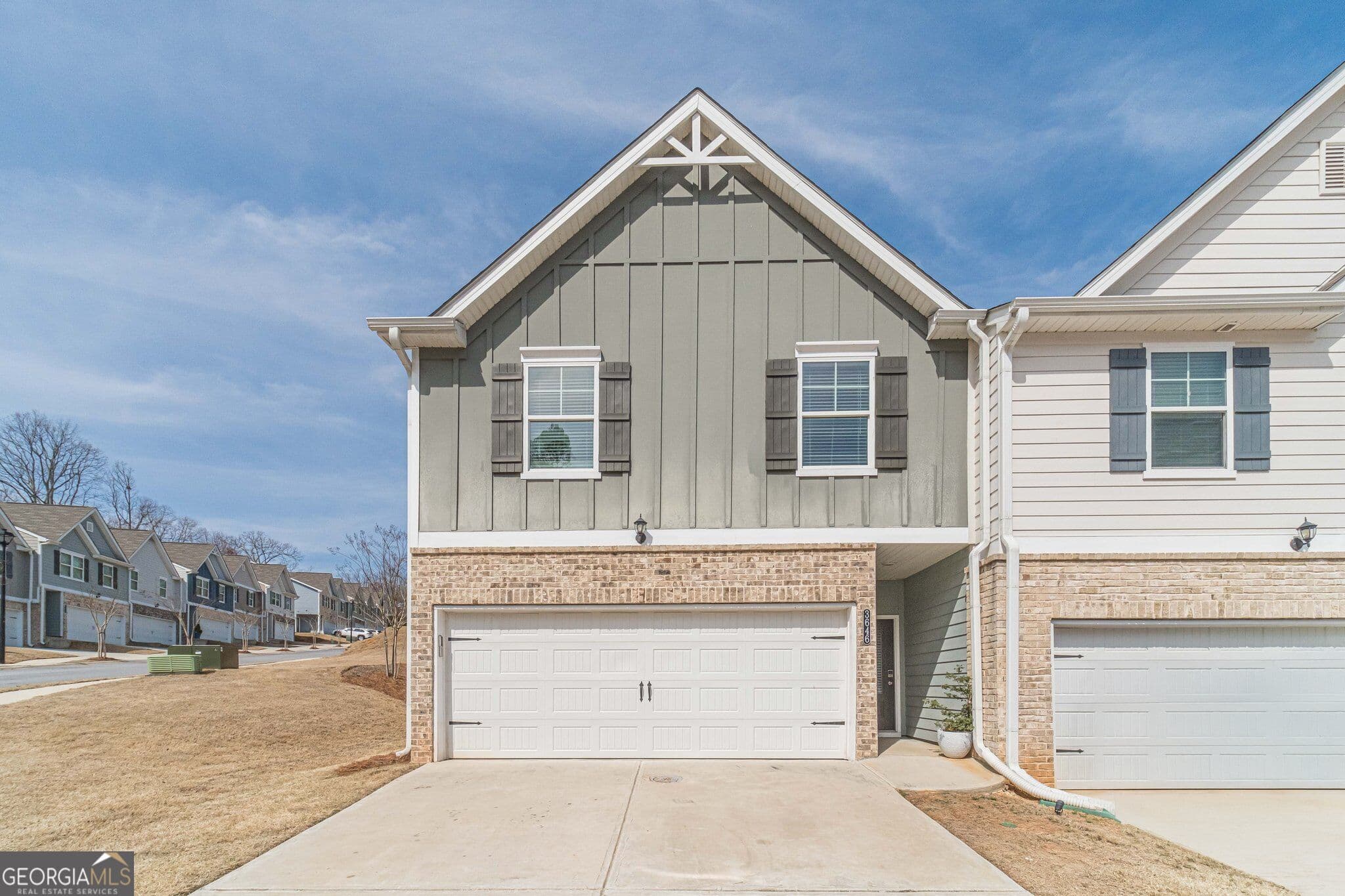 3 bedroom, 2.5 bathroom, 1,600 sq ft townhouse for rent at 3646 Abbey Way, Gainesville, GA 30507 for $1,850 a month — photo 1 of 1