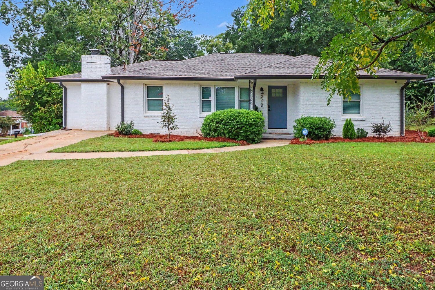3 bedroom, 2 bathroom, 1,444 sq ft single family residence for sale at 2265 Starline Drive, Decatur, GA 30032 — photo 1 of 32