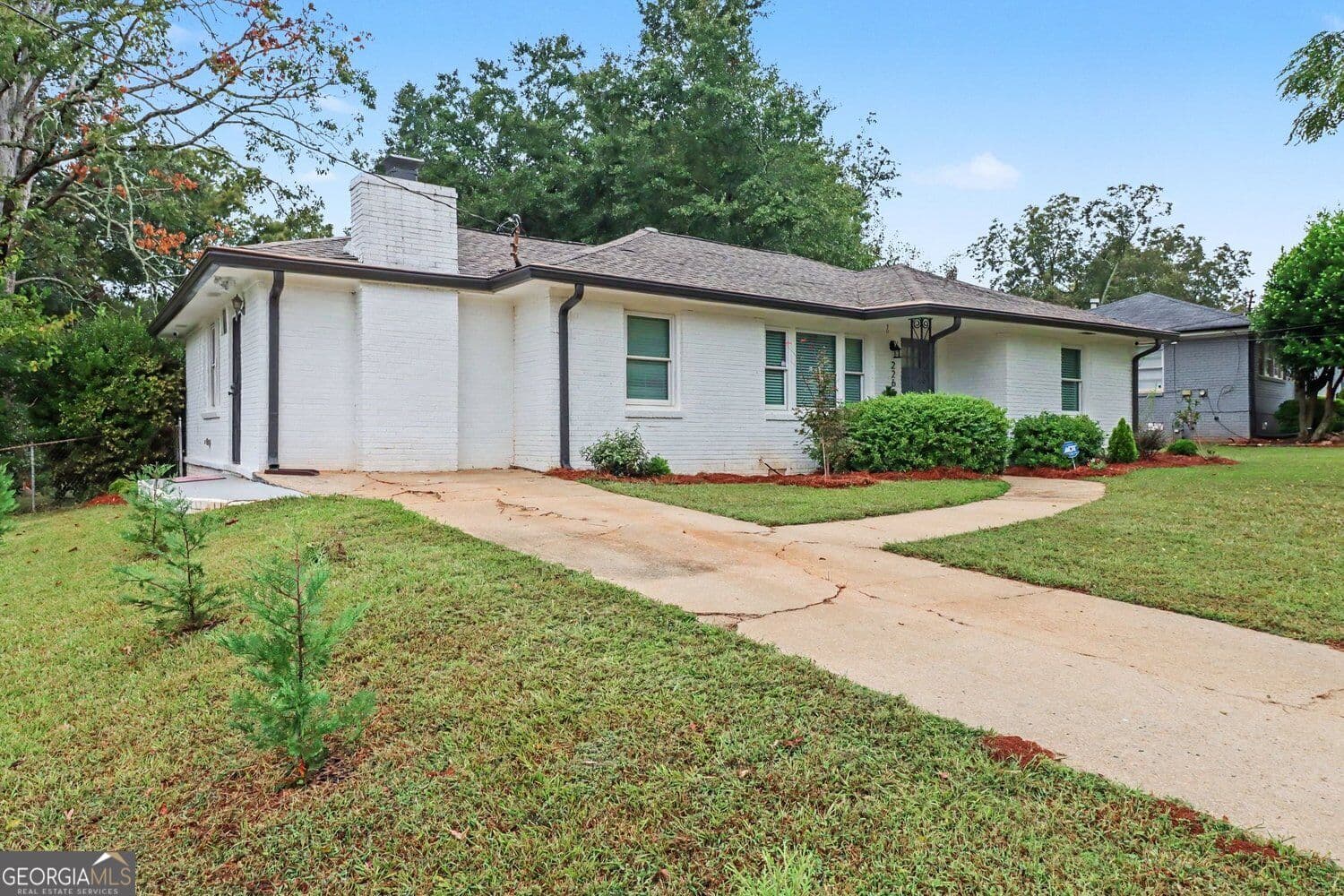 3 bedroom, 2 bathroom, 1,444 sq ft single family residence for sale at 2265 Starline Drive, Decatur, GA 30032 — photo 9