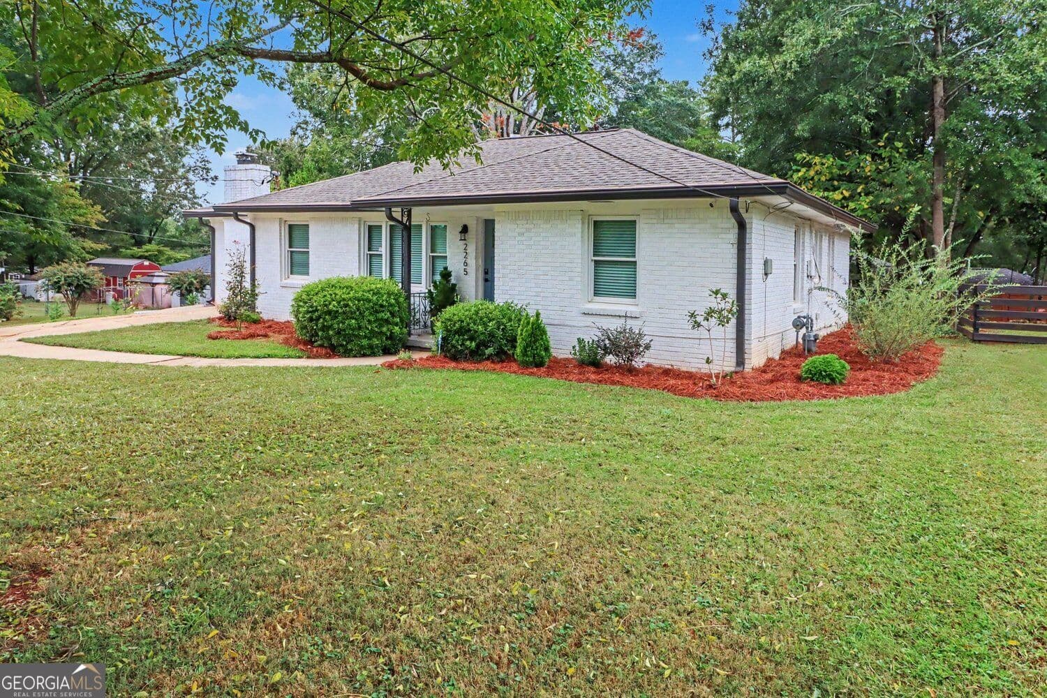 3 bedroom, 2 bathroom, 1,444 sq ft single family residence for sale at 2265 Starline Drive, Decatur, GA 30032 — photo 8