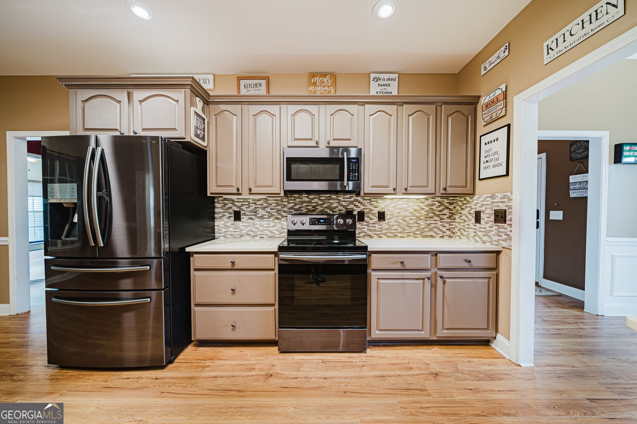 4 bedroom, 3 bathroom, 3,531 sq ft single family residence for sale at 204 Mitculler Court, Kathleen, GA 31047 — photo 9