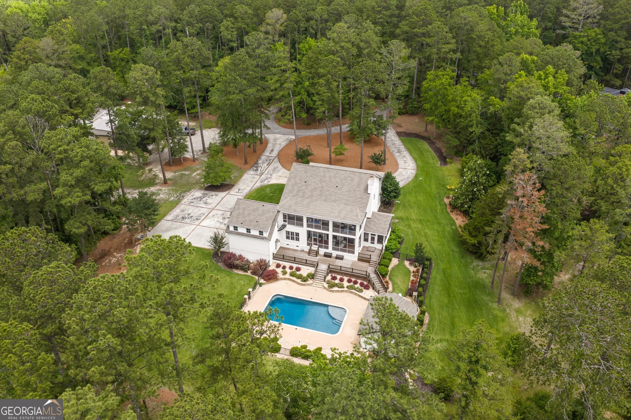 4 bedroom, 4.5 bathroom, 5,770 sq ft single family residence for sale at 6218 Columbia Road, Appling, GA 30802 — photo 4