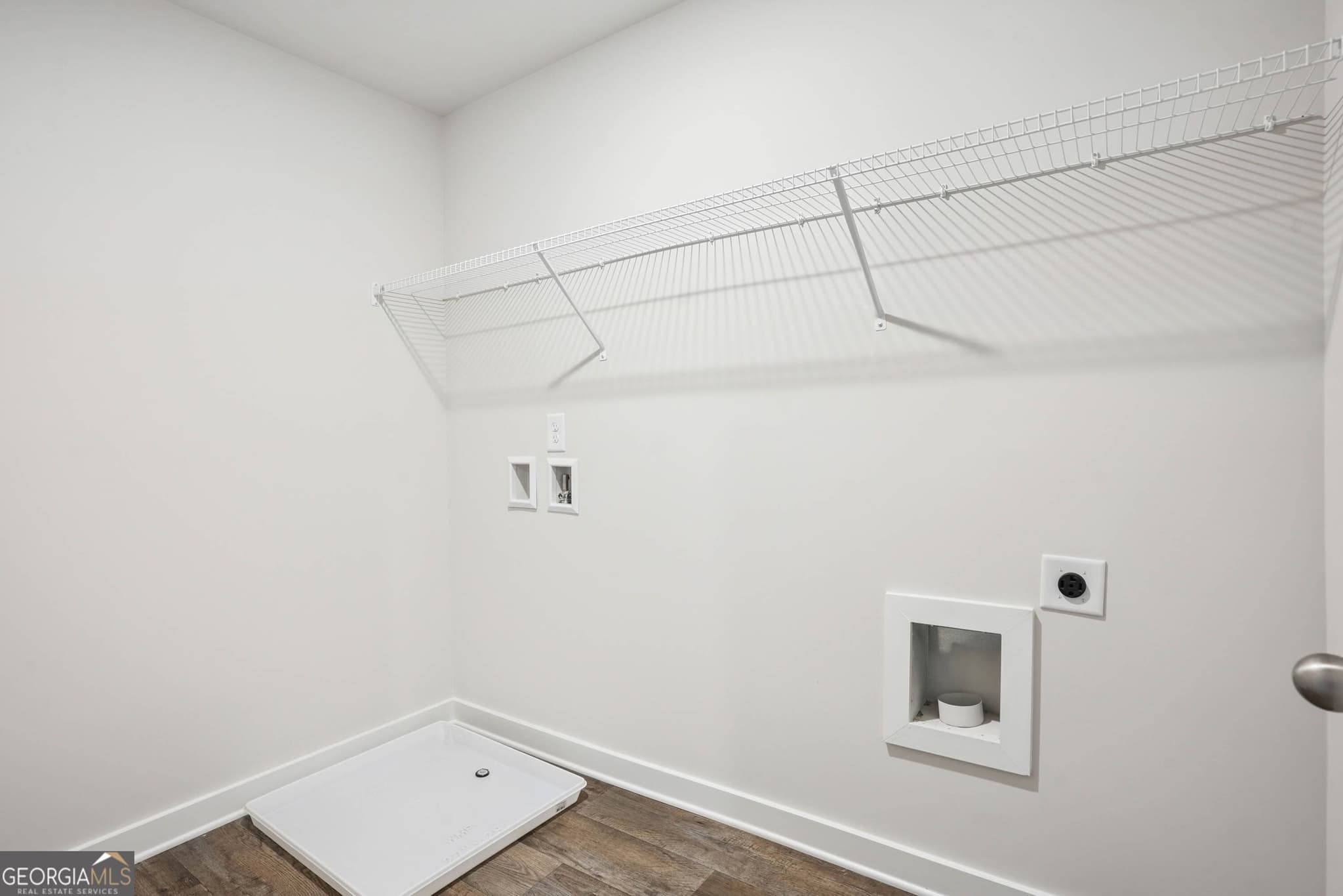 4 bedroom, 3 bathroom, 2,700 sq ft single family residence for sale at 439 ORWELL Drive, Social Circle, GA 30025 — photo 9