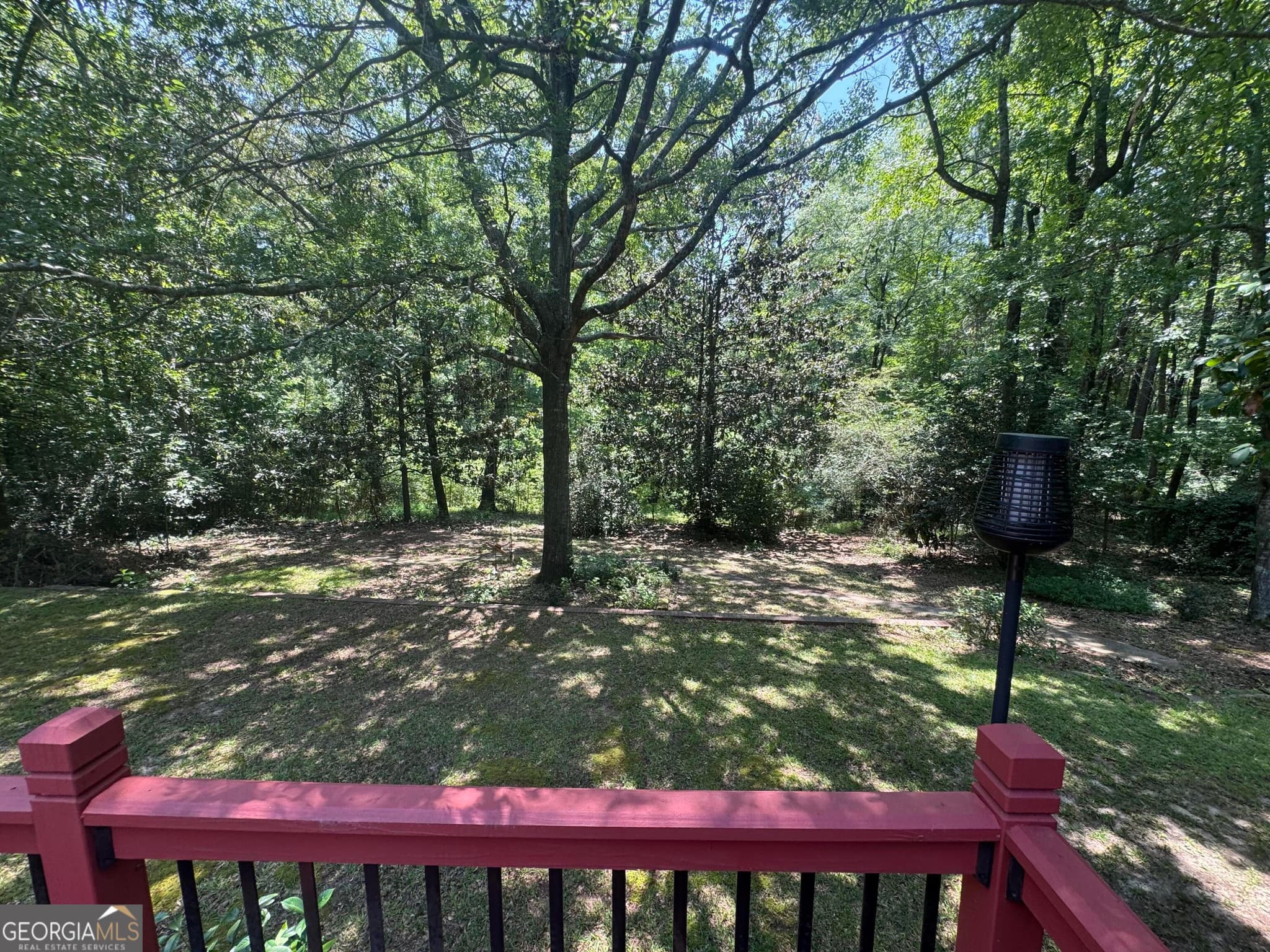 4 bedroom, 2 bathroom, 1,689 sq ft single family residence for sale at 201 Loraine Woods Drive, Macon, GA 31210 — photo 3