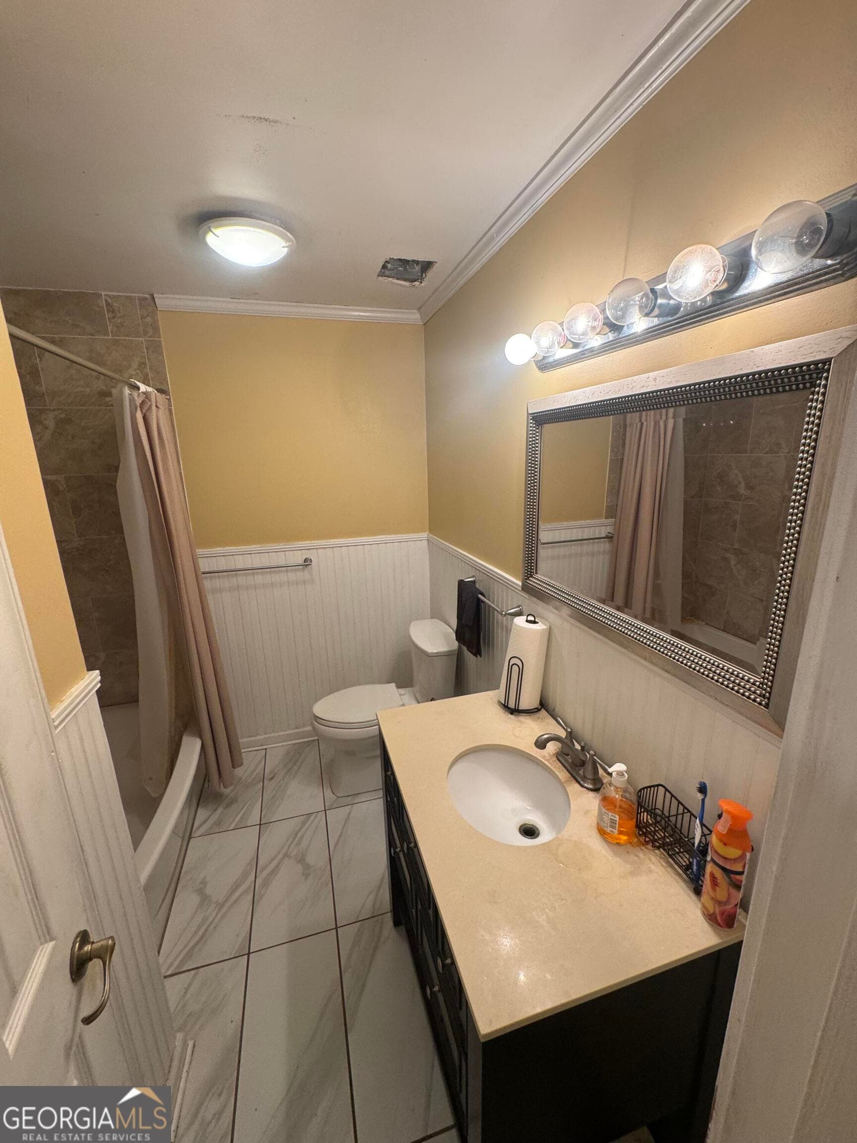 4 bedroom, 2 bathroom, 1,689 sq ft single family residence for sale at 201 Loraine Woods Drive, Macon, GA 31210 — photo 8