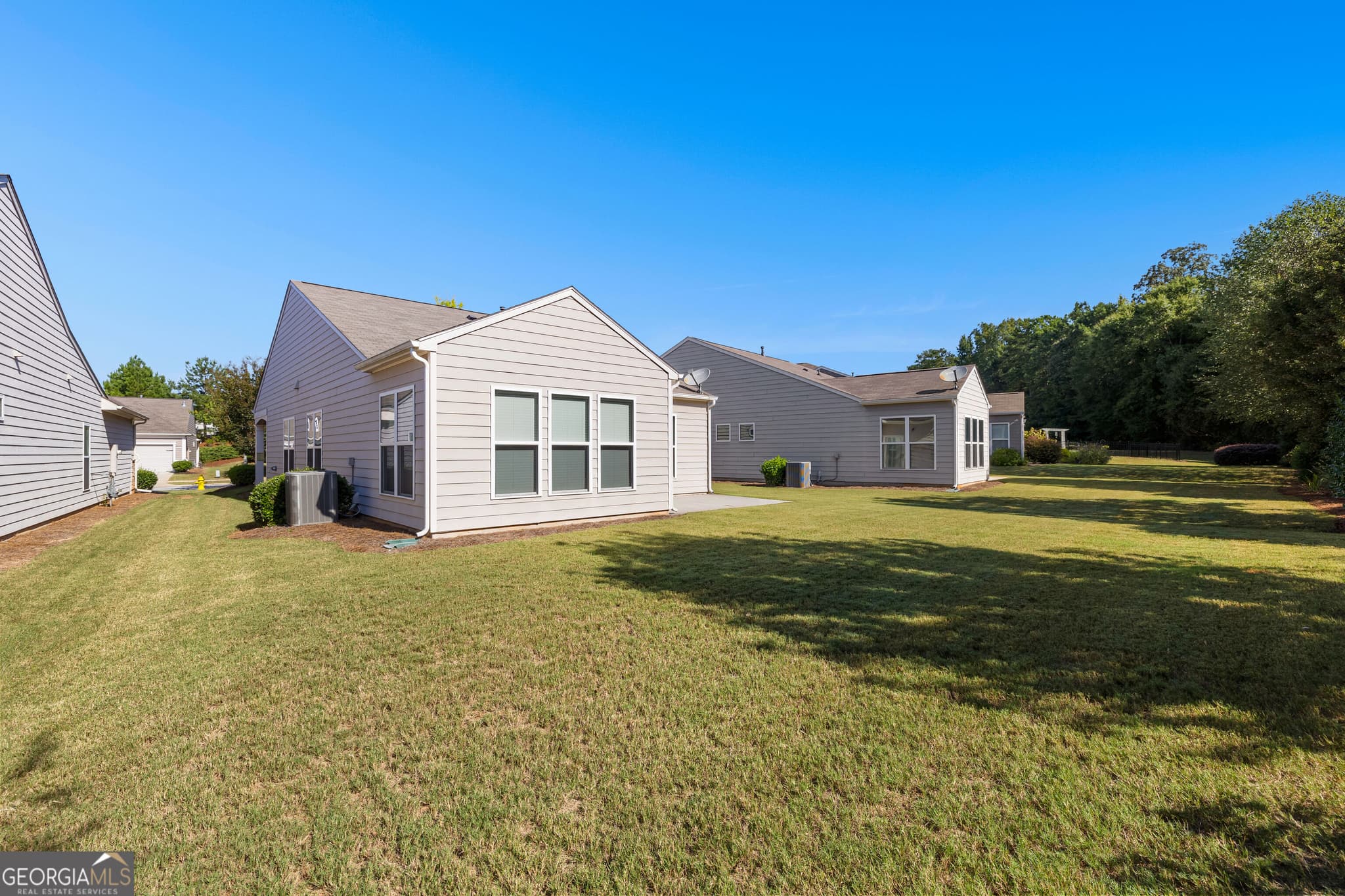 1 bedroom, 1.5 bathroom, 1,322 sq ft single family residence for sale at 502 Beautyberry Drive, Griffin, GA 30223 — photo 3