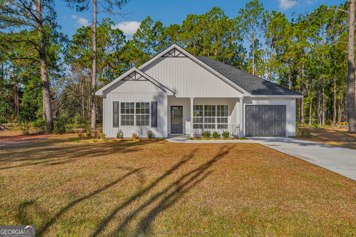 3 bedroom, 2 bathroom, 1,400 sq ft single family residence sold at 1190 Kimberly Lane, Darien, GA 31305