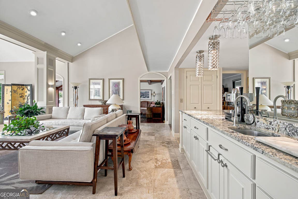 3 bedroom, 3 bathroom, 3,406 sq ft single family residence for sale at 122 Shore Rush Drive, St. Simons, GA 31522 — photo 9