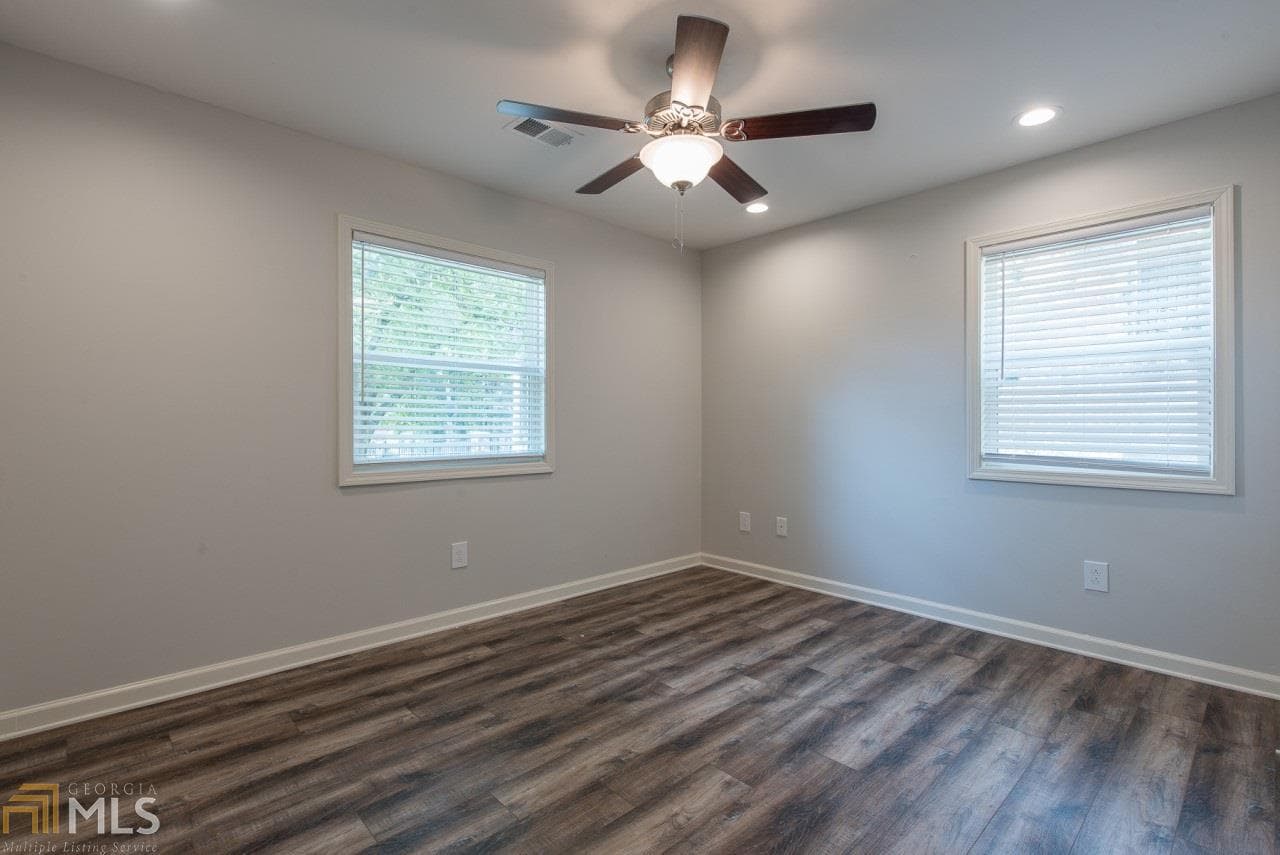 3 bedroom, 2 bathroom, 875 sq ft single family residence for rent at 455 Bolton Road, Atlanta, GA 30331 for $1,295 a month — photo 6