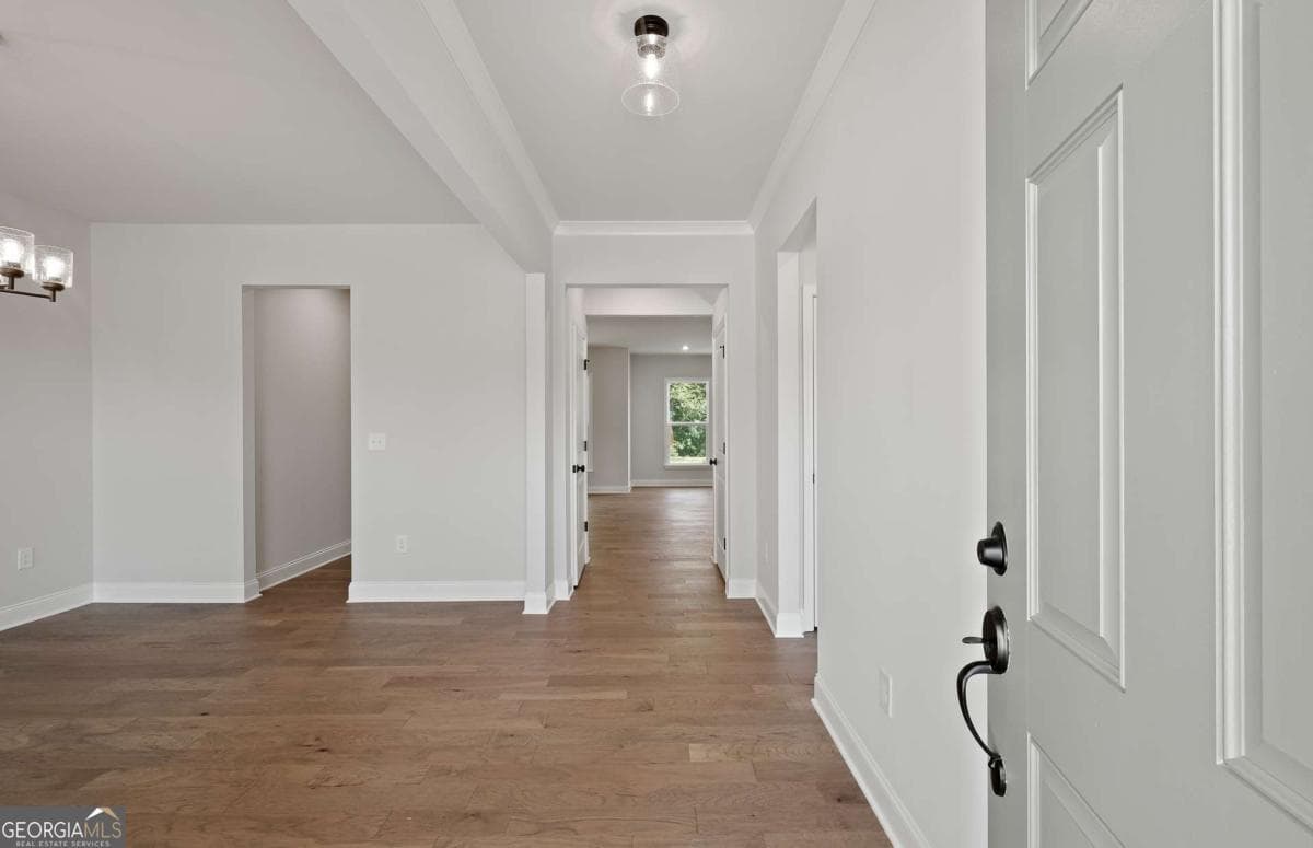 5 bedroom, 4 bathroom, 3,083 sq ft single family residence for sale at 121 Lucas Court, Hoschton, GA 30548 — photo 4