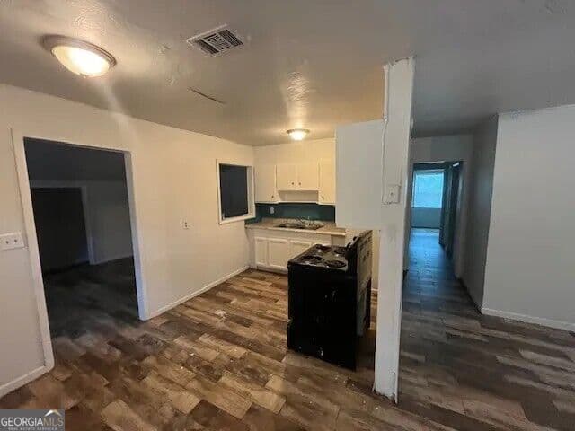 3 bedroom, 1 bathroom, 1,206 sq ft single family residence for sale at 4249 Elkan Avenue, Macon, GA 31206 — photo 6