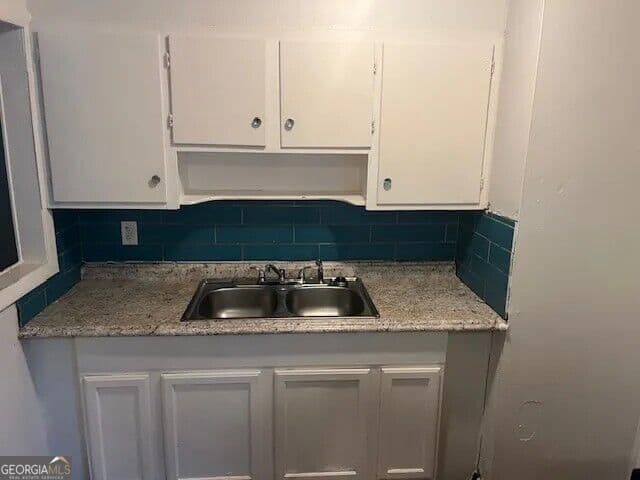 3 bedroom, 1 bathroom, 1,206 sq ft single family residence for sale at 4249 Elkan Avenue, Macon, GA 31206 — photo 5