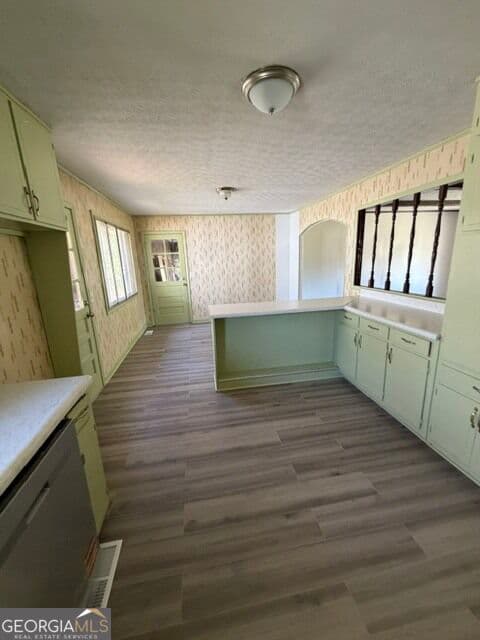3 bedroom, 2 bathroom, 1,558 sq ft single family residence for rent at 867 Sandhill Hulett Rd, Villa Rica, GA 30180 for $2,000 a month — photo 5