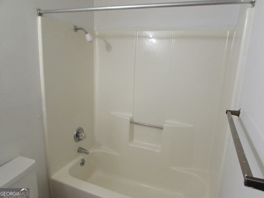 4 bedroom, 2 bathroom, 1,565 sq ft single family residence for sale at 1827 Tarver Drive, Blakely, GA 39823 — photo 7