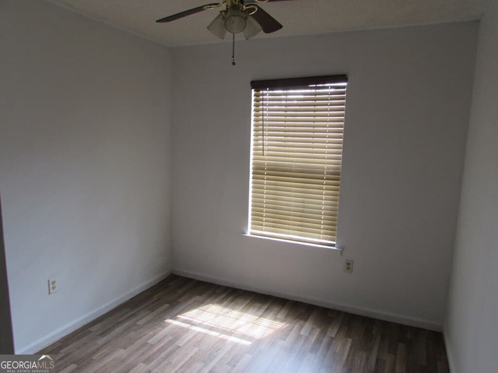 4 bedroom, 2 bathroom, 1,565 sq ft single family residence for sale at 1827 Tarver Drive, Blakely, GA 39823 — photo 3
