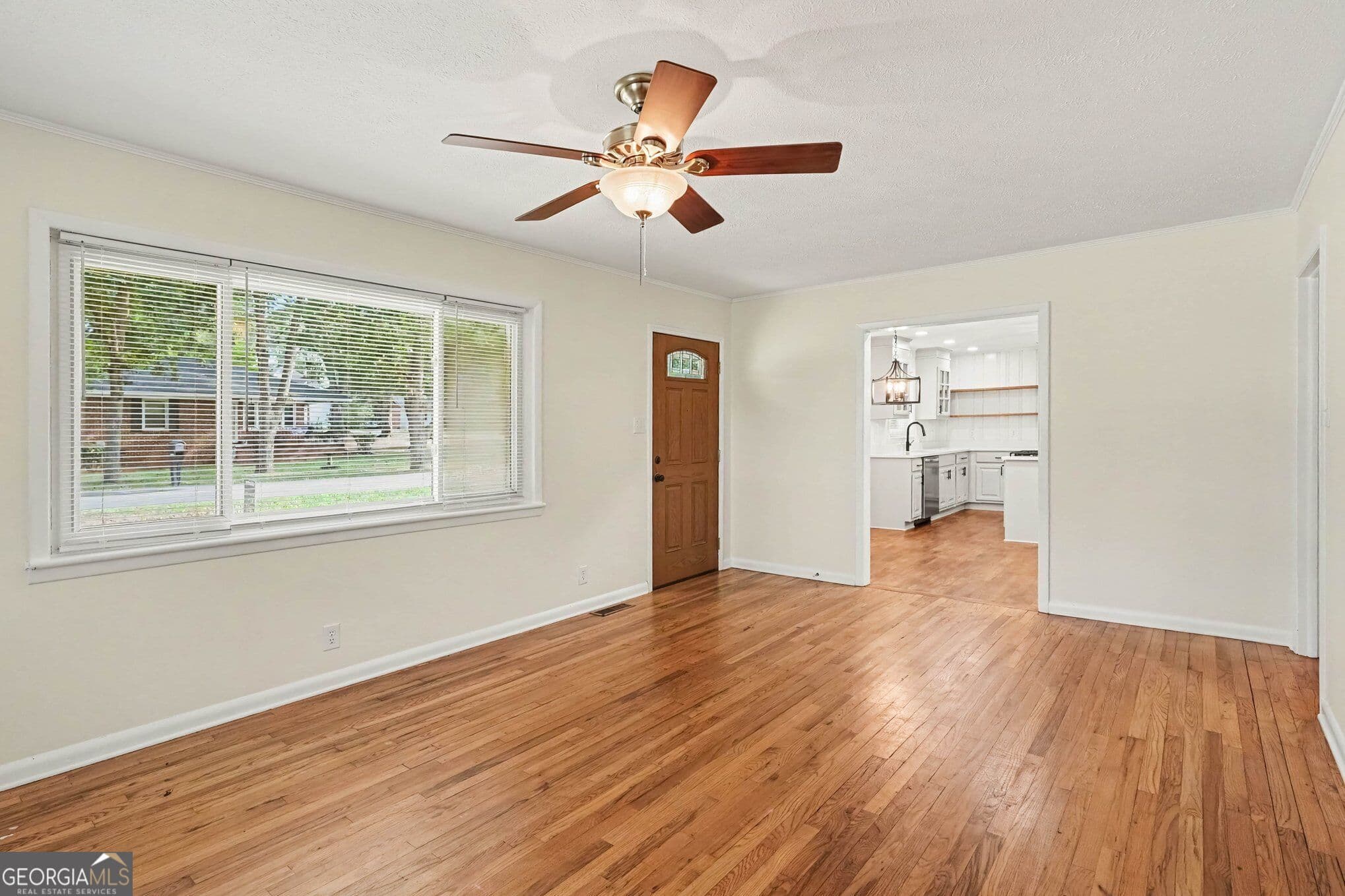 4 bedroom, 1 bathroom, 1,550 sq ft single family residence for sale at 415 Taylor Street, Barnesville, GA 30204 — photo 8
