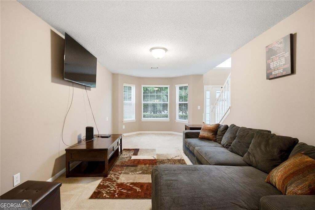 5 bedroom, 3 bathroom, 3,490 sq ft single family residence for sale at 5503 Mudlark Circle, Powder Springs, GA 30127 — photo 7