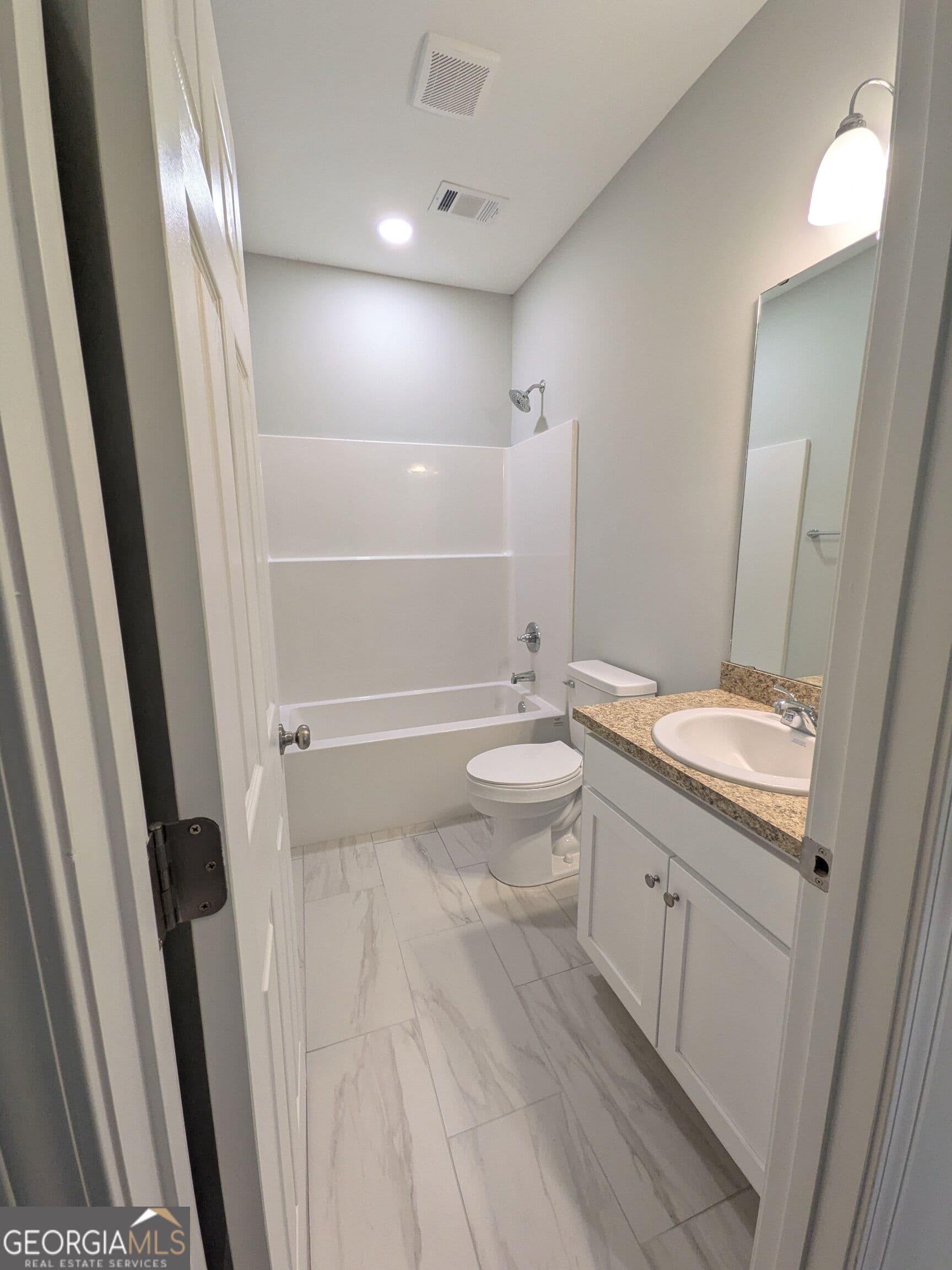 3 bedroom, 2 bathroom, 1,167 sq ft single family residence for sale at 1348 16th Street, Columbus, GA 31901 — photo 9