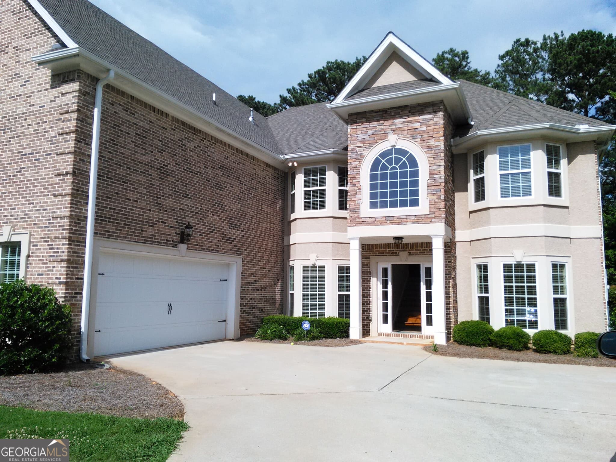 6 bedroom, 4.5 bathroom, 4,474 sq ft single family residence for sale at 280 Langshire Drive, Mcdonough, GA 30253 — photo 1 of 49