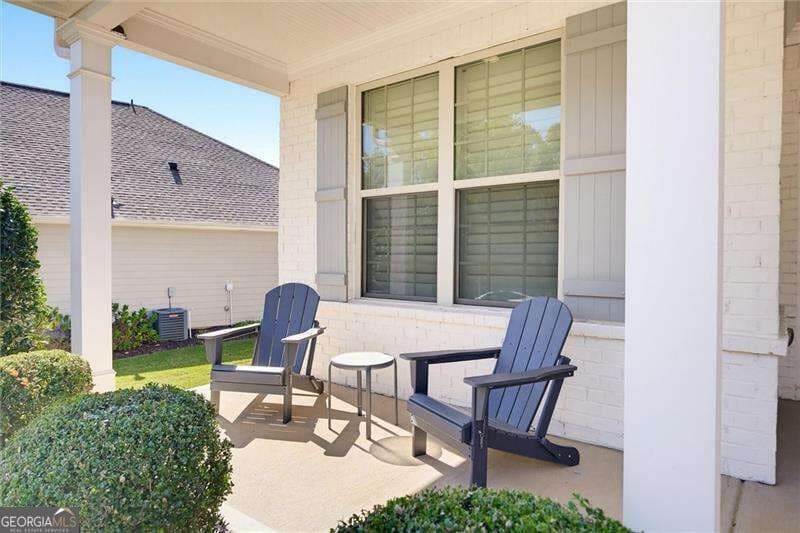3 bedroom, 2.5 bathroom, 2,449 sq ft single family residence for sale at 4010 Creekshire Trail, Canton, GA 30115 — photo 6