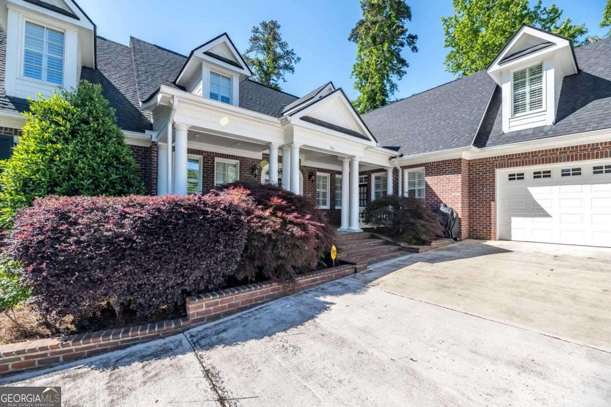5 bedroom, 6.5 bathroom, 8,426 sq ft single family residence for sale at 306 Cascade Road, Columbus, GA 31904 — photo 7