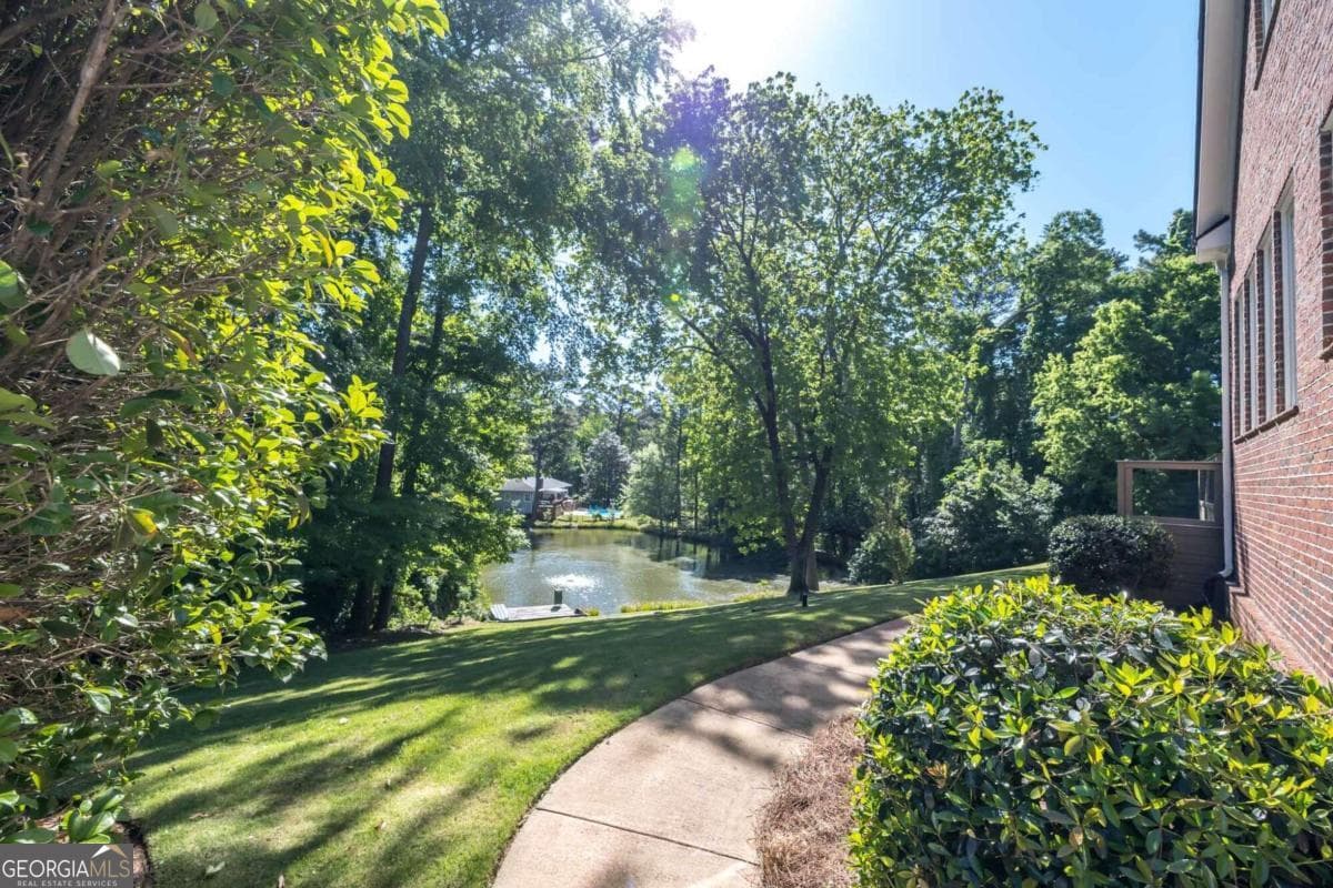5 bedroom, 6.5 bathroom, 8,426 sq ft single family residence for sale at 306 Cascade Road, Columbus, GA 31904 — photo 9