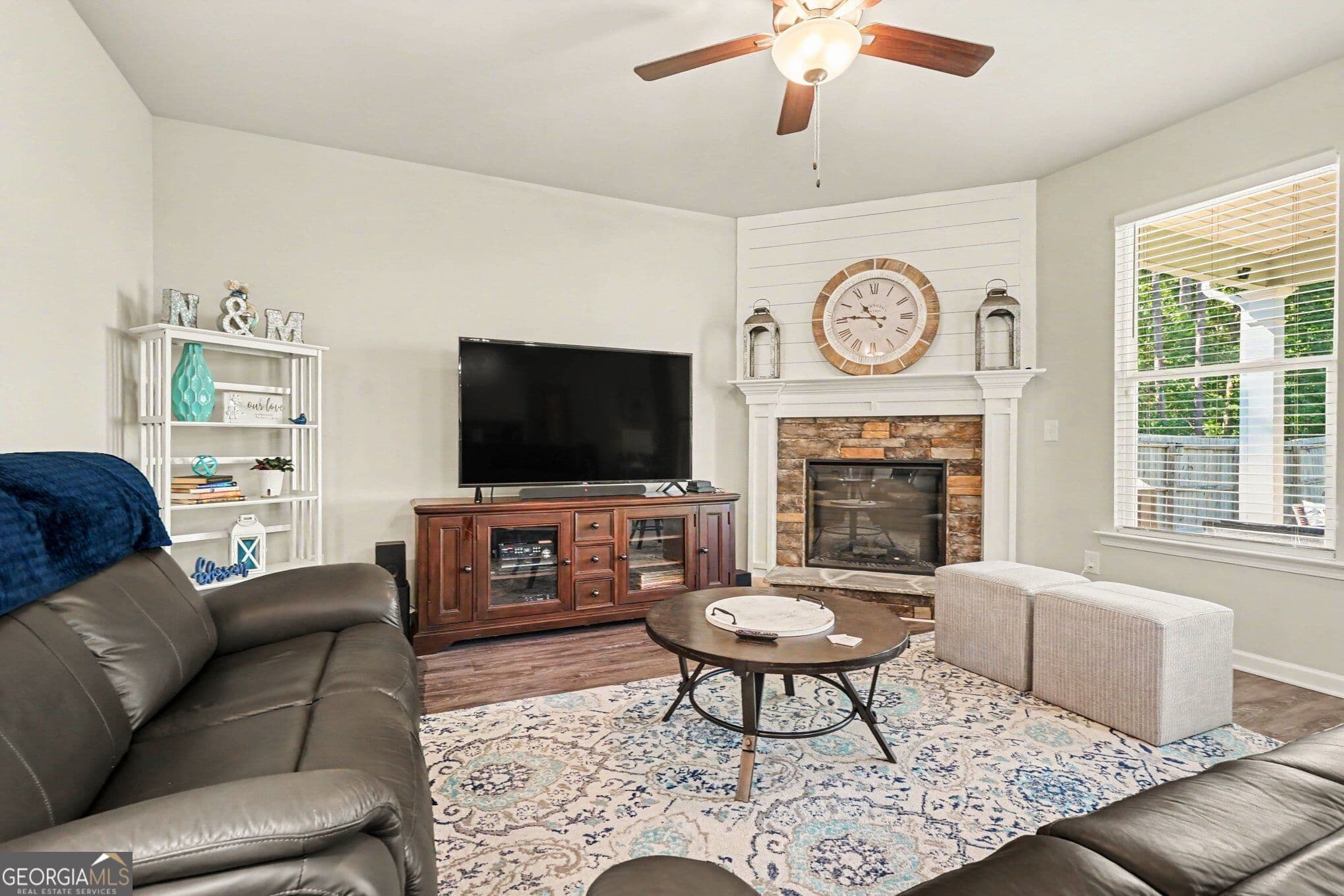 4 bedroom, 3 bathroom, 2,501 sq ft single family residence for sale at 45 Crabapple Ridge Drive, Oxford, GA 30054 — photo 2