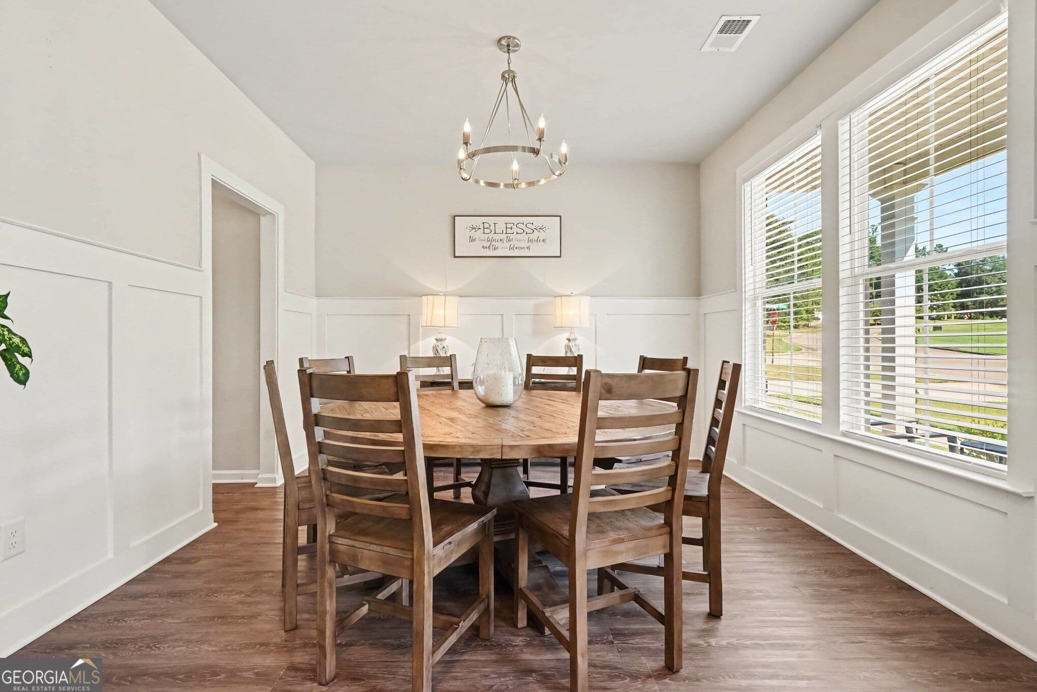 4 bedroom, 3 bathroom, 2,501 sq ft single family residence for sale at 45 Crabapple Ridge Drive, Oxford, GA 30054 — photo 3