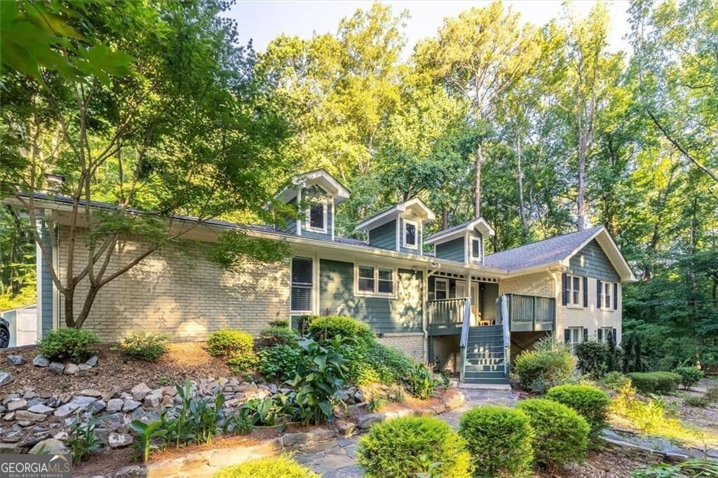 3 bedroom, 2 bathroom, 2,381 sq ft single family residence for sale at 2210 Rosser Place, Smoke Rise, GA 30087