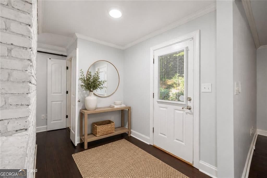 3 bedroom, 2 bathroom, 2,381 sq ft single family residence for sale at 2210 Rosser Place, Smoke Rise, GA 30087 — photo 8