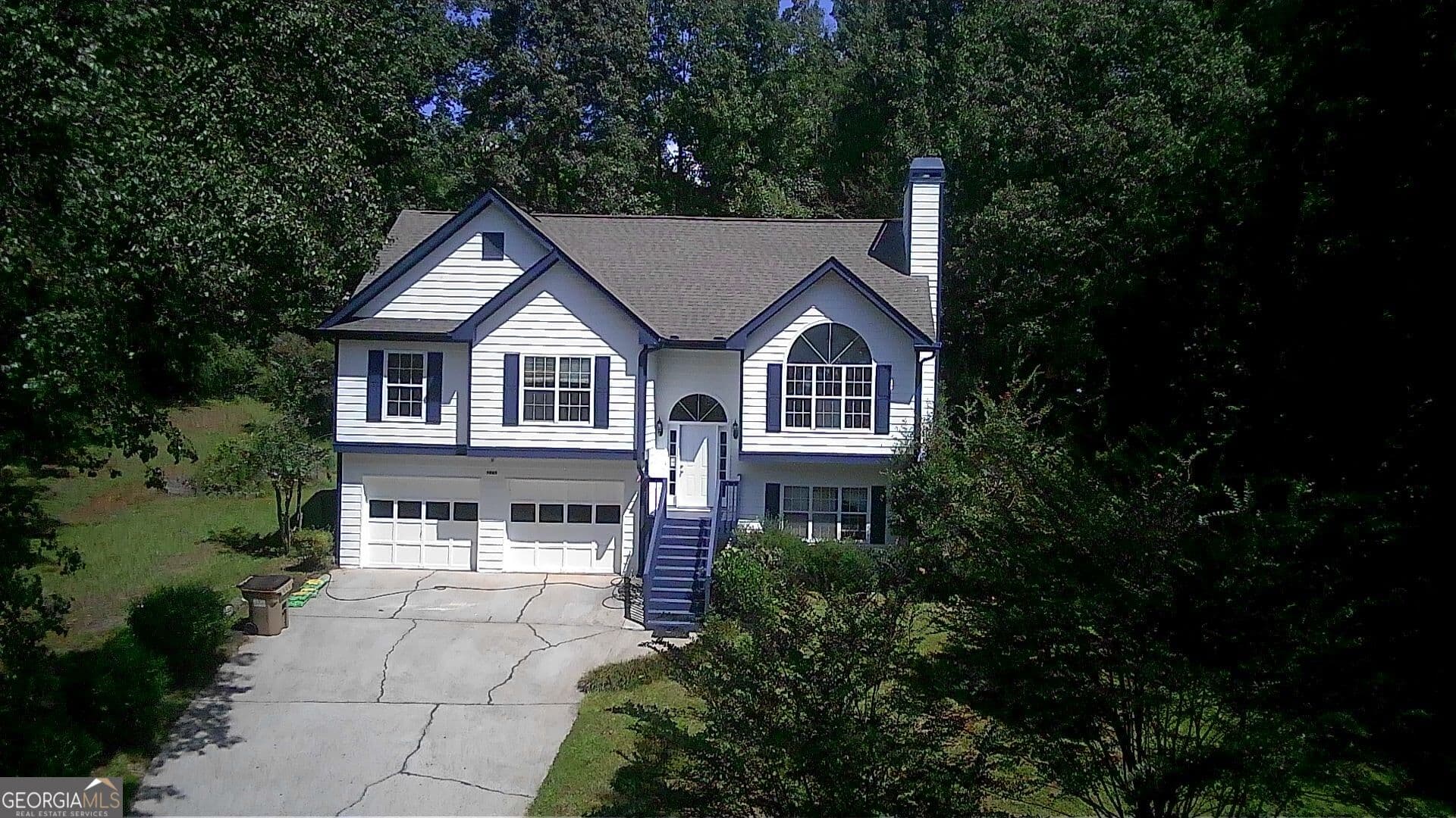 3 bedroom, 2 bathroom, 2,200 sq ft single family residence for rent at 1865 Old Mill Road, Cumming, GA 30040 for $2,200 a month — photo 1 of 14