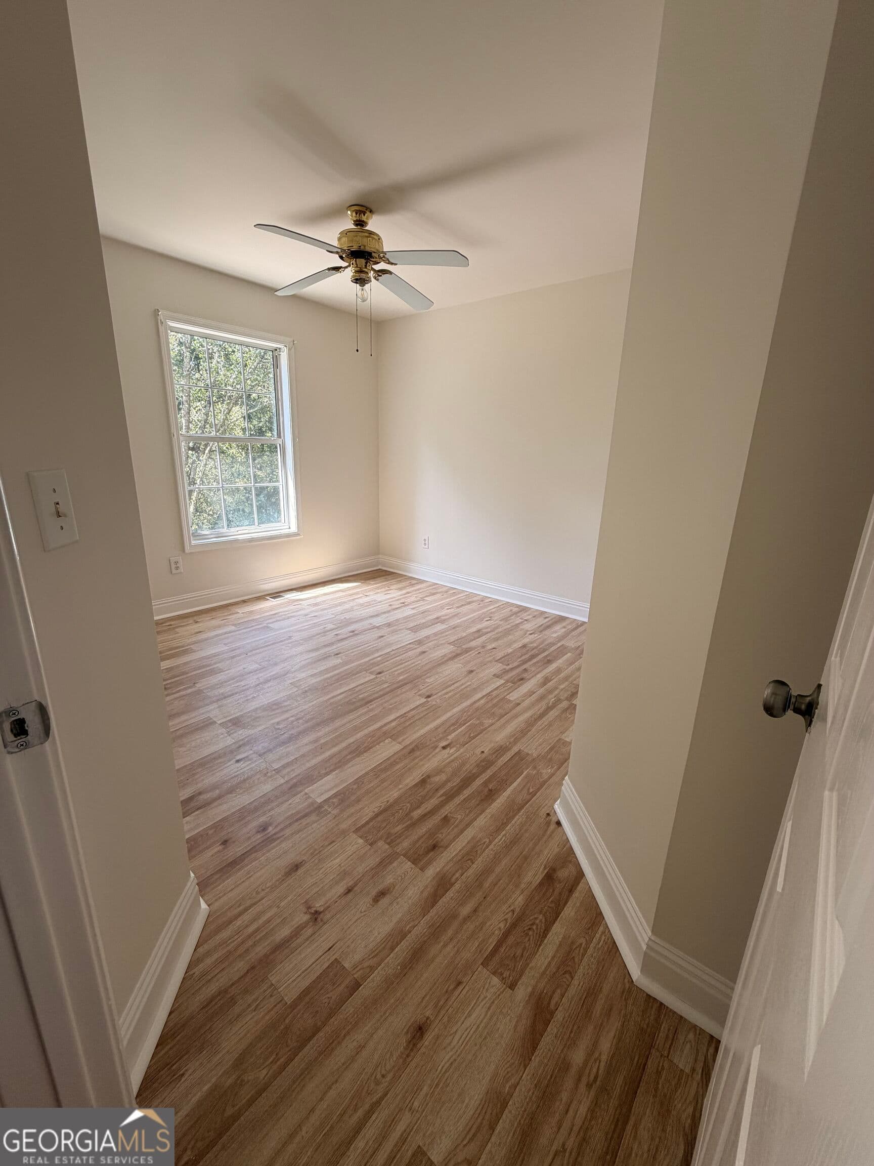 3 bedroom, 2 bathroom, 2,200 sq ft single family residence for rent at 1865 Old Mill Road, Cumming, GA 30040 for $2,200 a month — photo 10