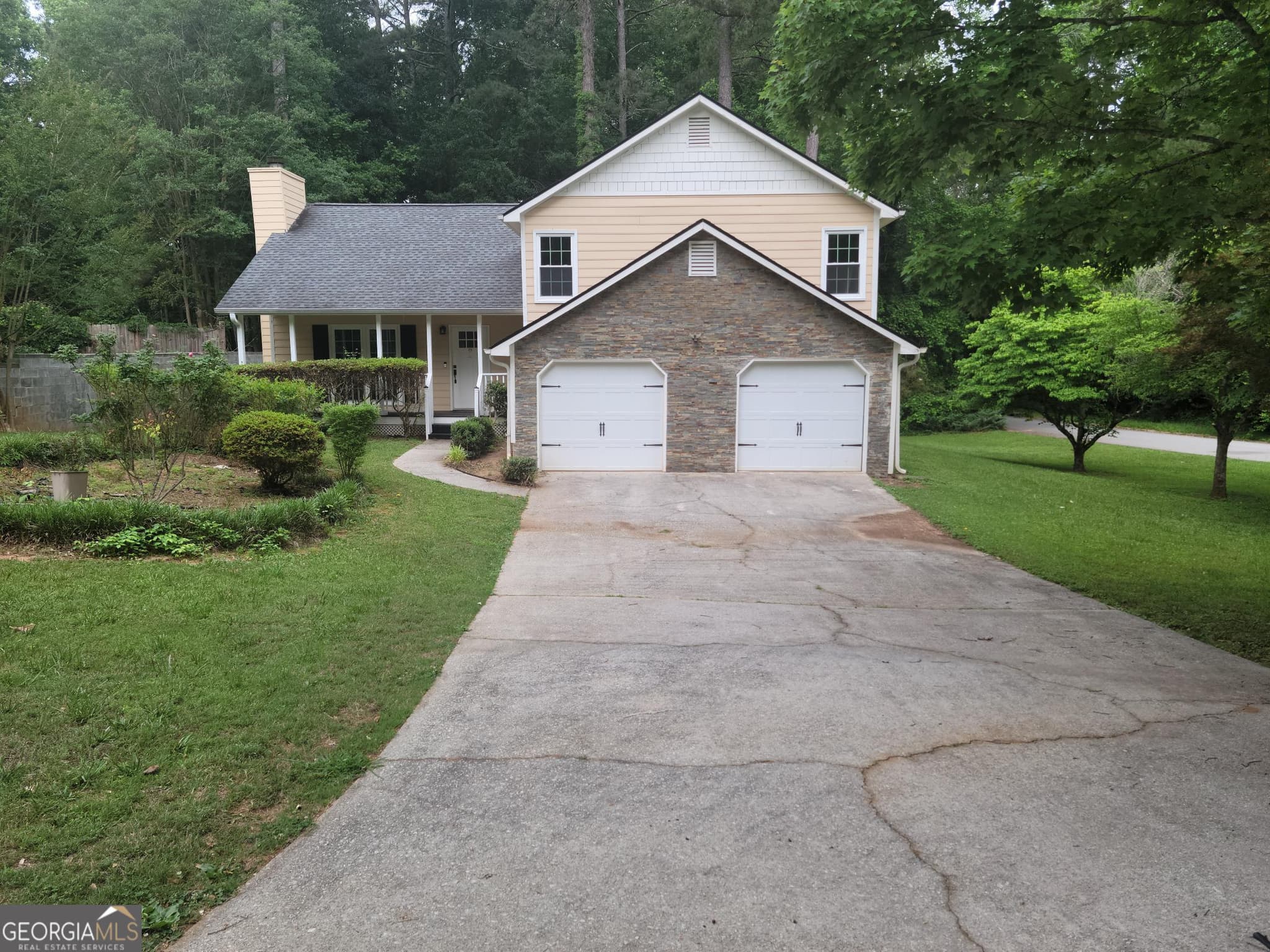 3 bedroom, 2 bathroom single family residence sold at 4937 Muirwood Drive, Powder Springs, GA 30127